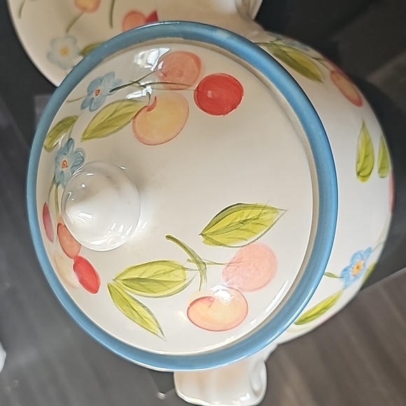 Tabletop Gallery Cherry Blossom Cookie Jar w/ 2 plates - Picture 3 of 9